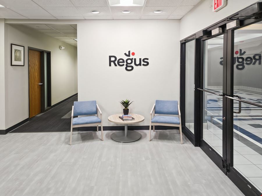 Regus - Appleton - W College Ave
