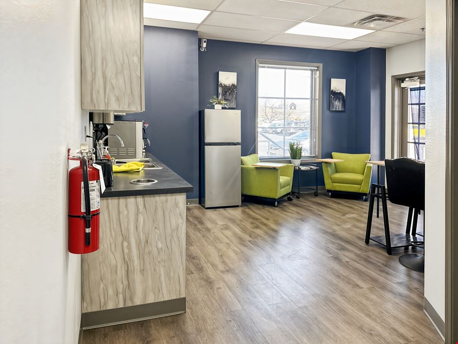 Regus - Albuquerque - Riverside Plaza Ln