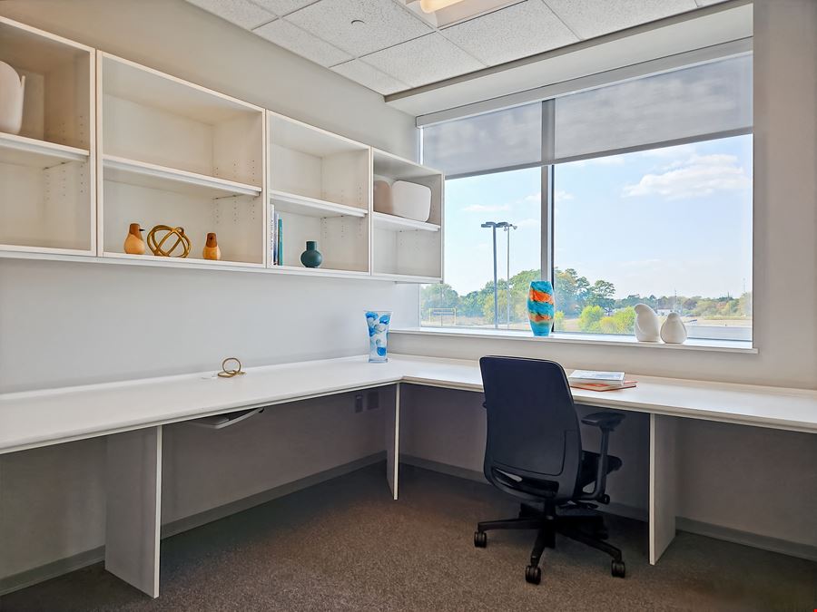 OH, Louisville - KMG Building