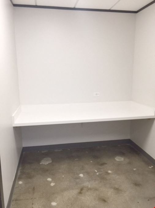 7322-7324 Southwest Freeway