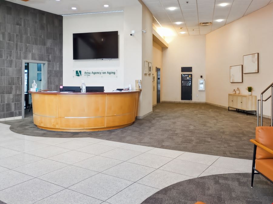 Regus - Dayton - W 2nd St
