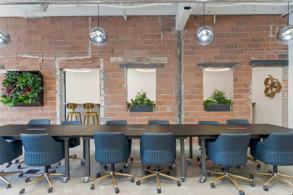 The Root Coworking - Market Station