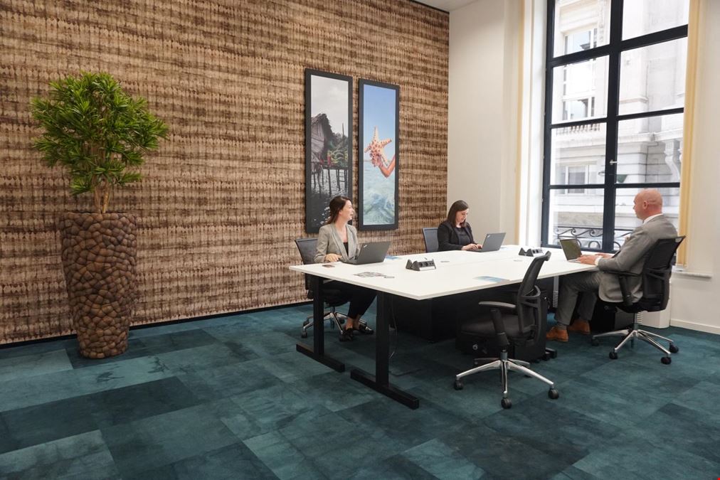 Tribes - Brussels Central Station