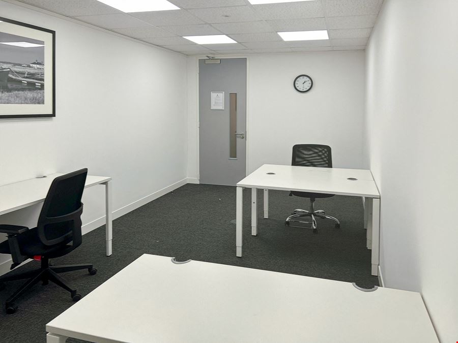 Basepoint - Harts Farm Way