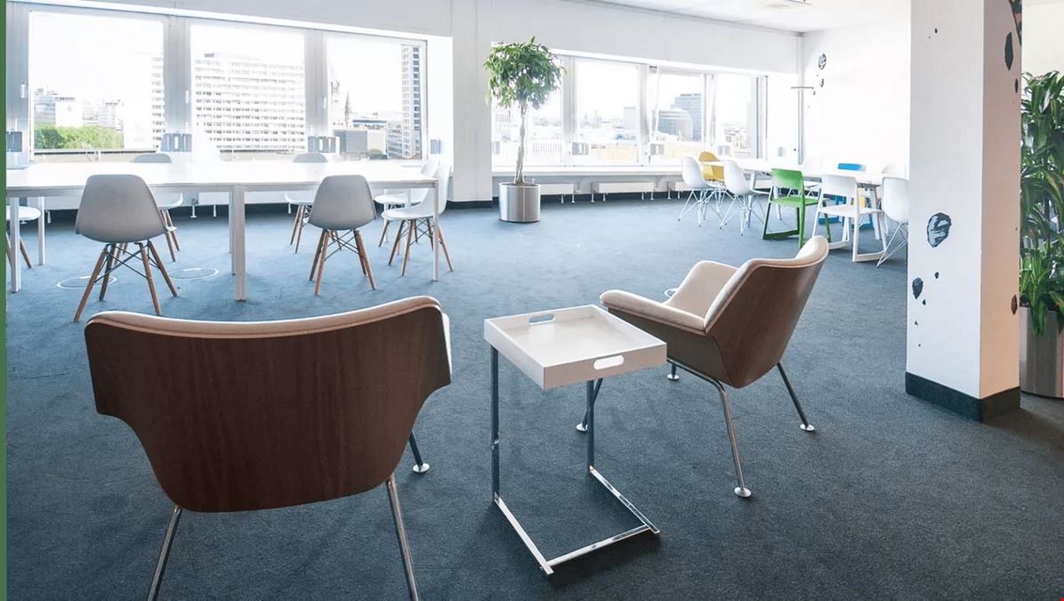 Scaling Spaces - H:32