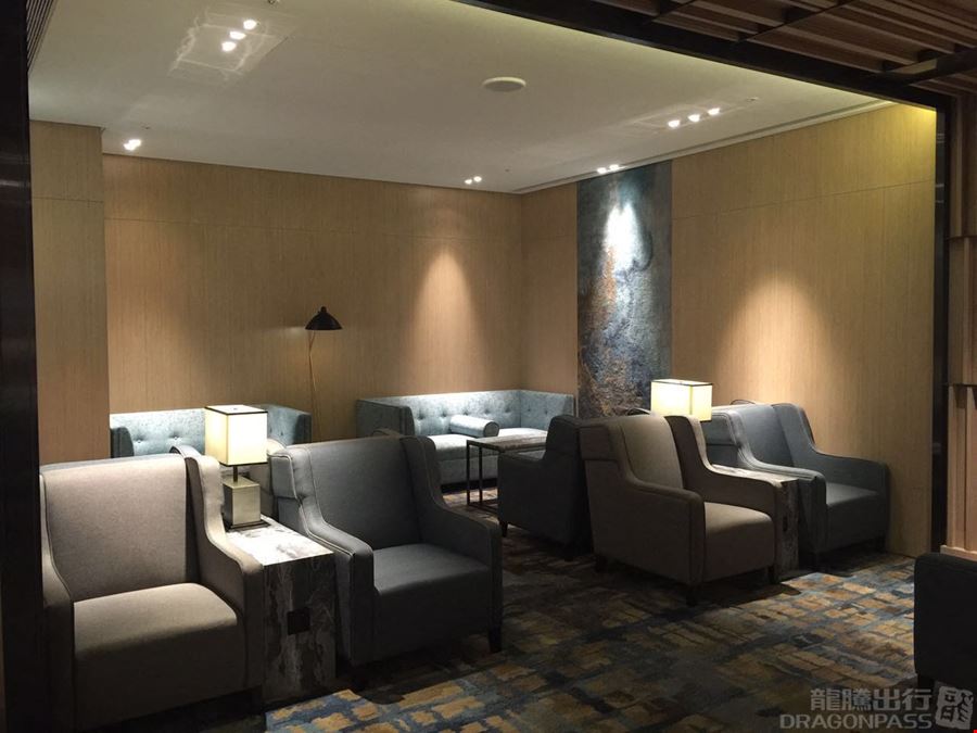 Plaza Premium Lounge (T1 Zone D) Taiwan Taoyuan International Airport Terminal 1