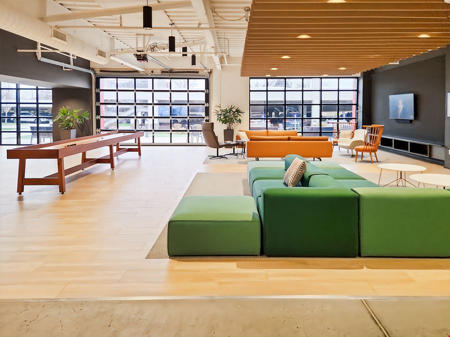 MO, Creve Coeur - Olive Blvd