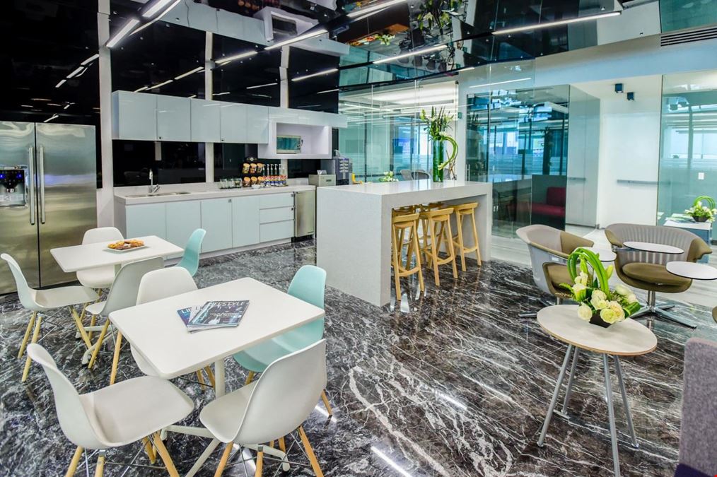 IOS OFFICES - Toreo