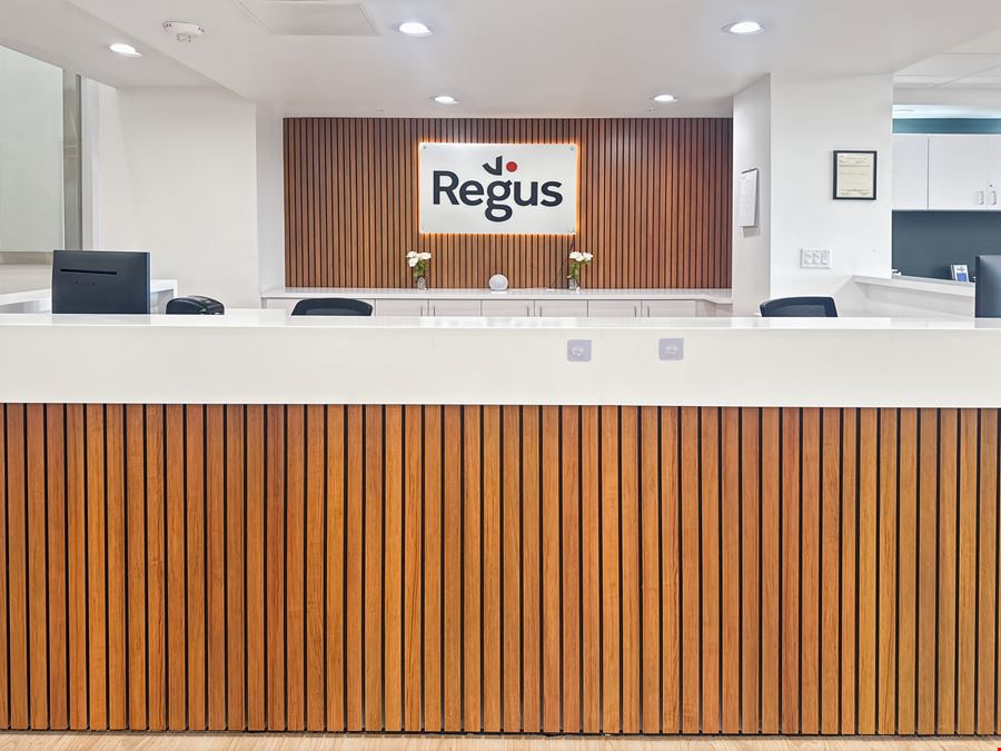 NV, Las Vegas - Convention Center Dr.