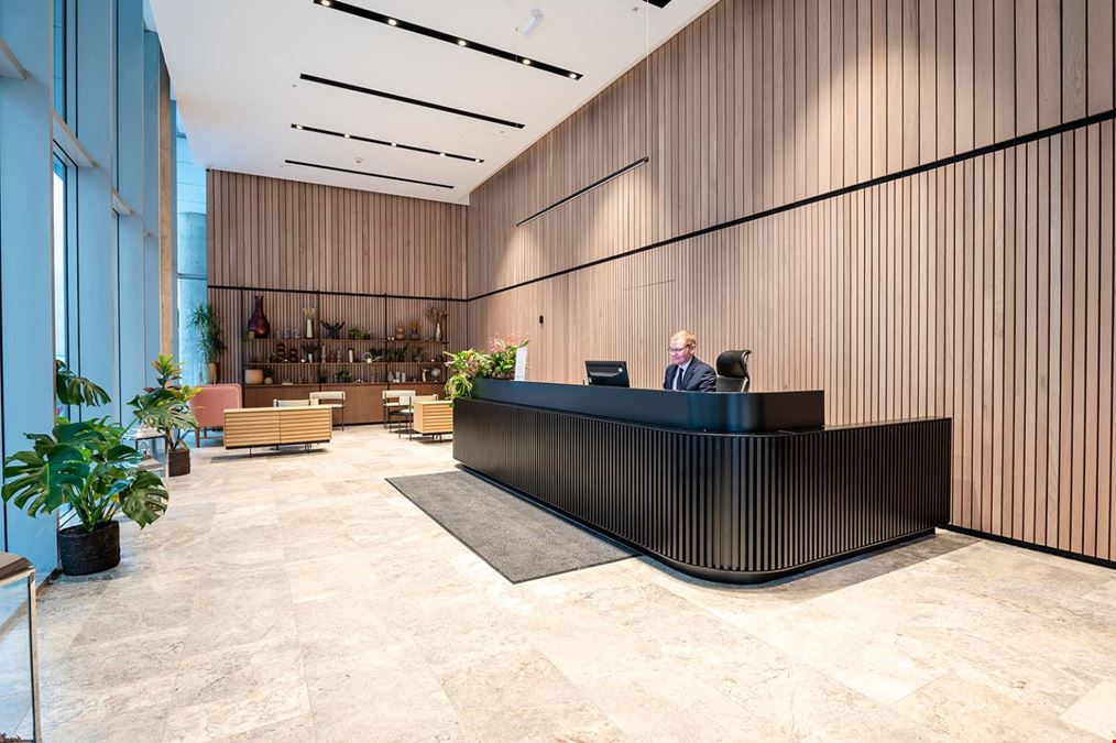 Landmark: Manchester, Spinningfields