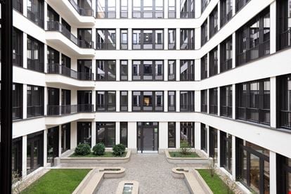Signature - Kurfürstendamm