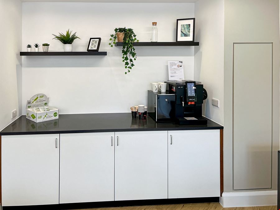 A1 and A2, Methuen Park