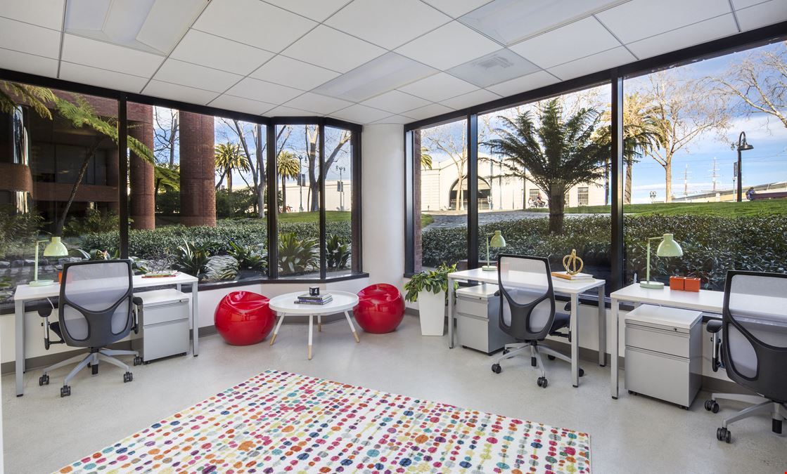 CA, San Francisco -  Levi's Plaza