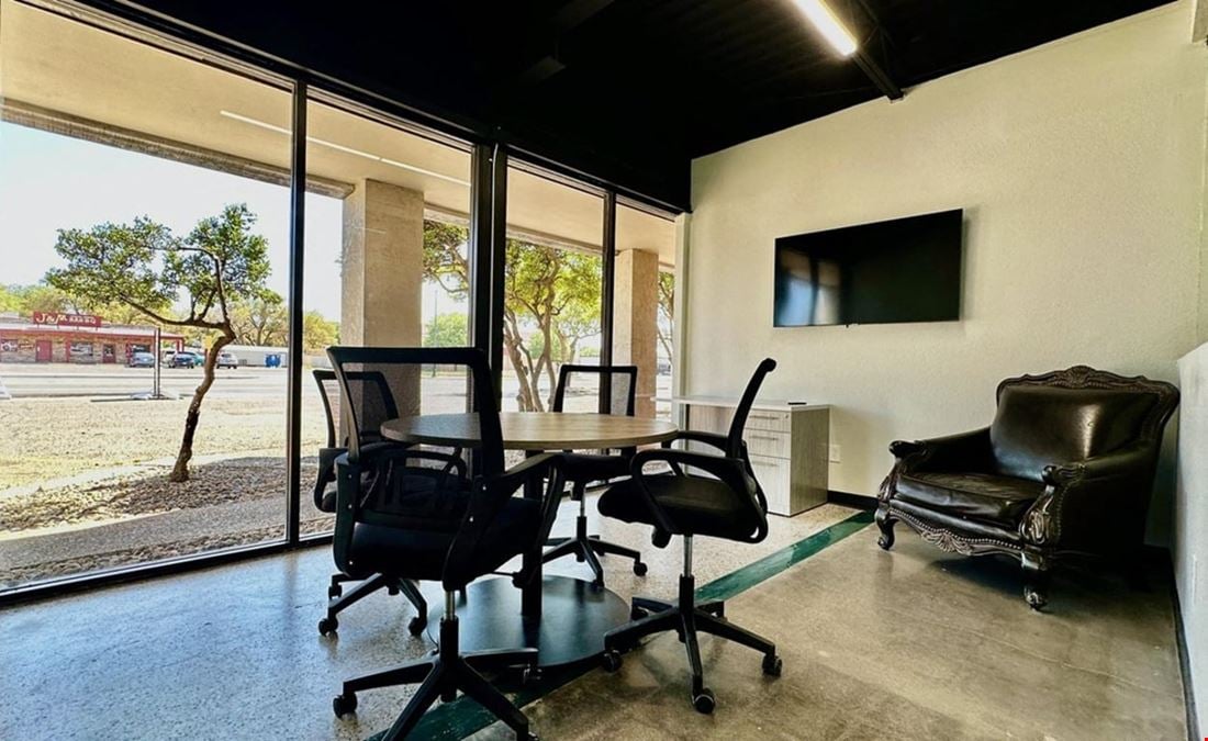Social Lofts - Solo West
