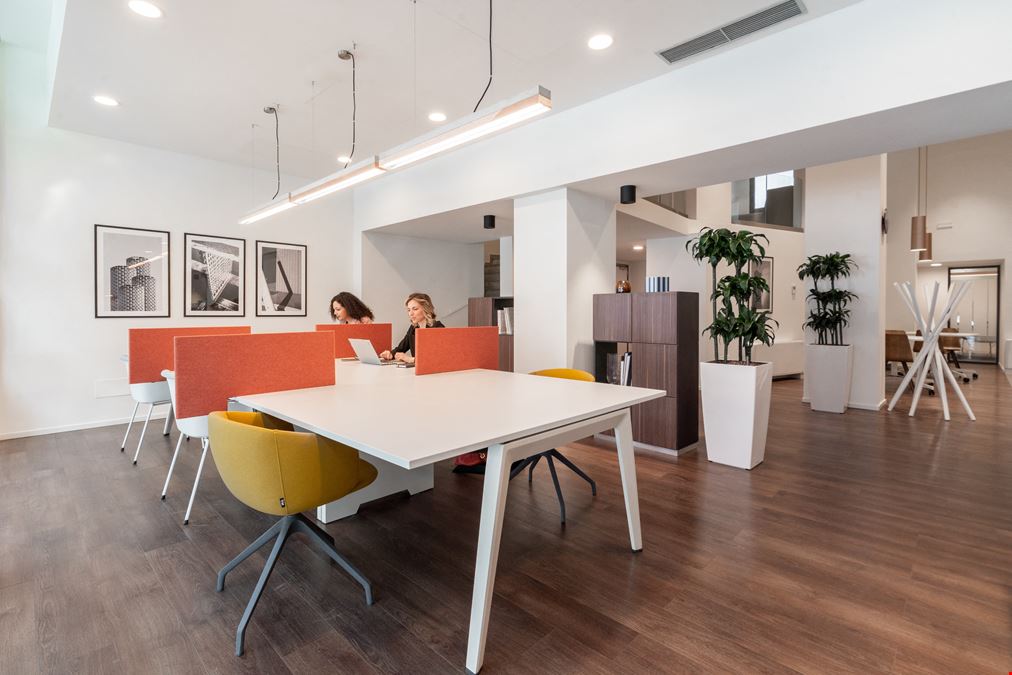 Broughton Shopping Park Regus Express