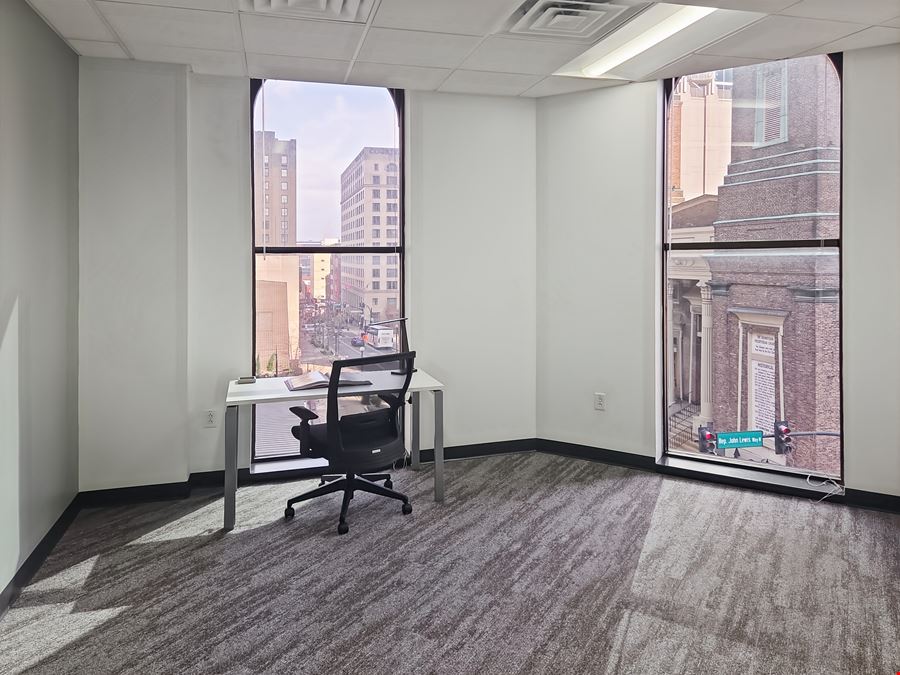 Regus - Nashville - 500 Church Street