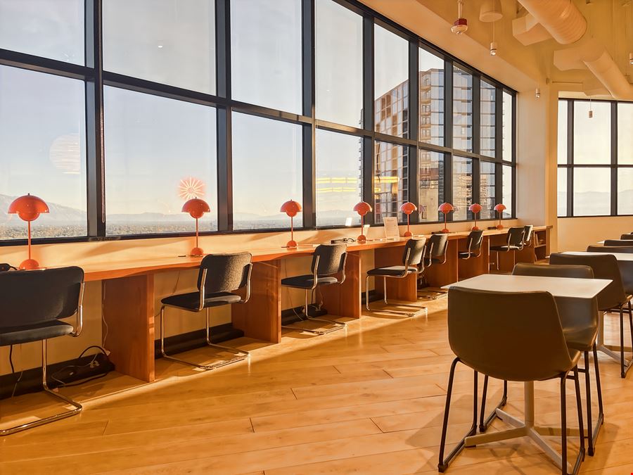 UT, Salt Lake City - 250 E 200 S