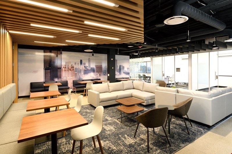 Venture X Chicago - Deerfield