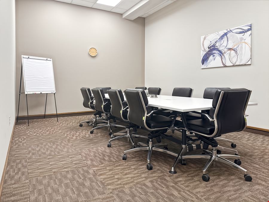 Regus - Hutchinson - 23rd Ave