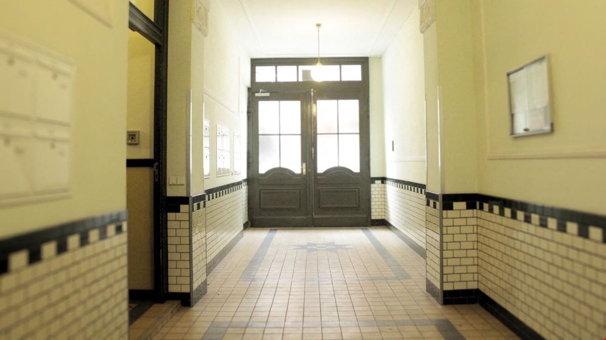 THE GATE BERLIN - Schroeder 11