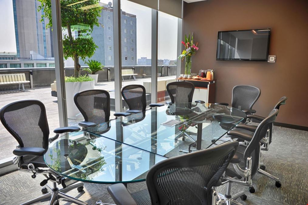 IOS Offices - Capital Reforma