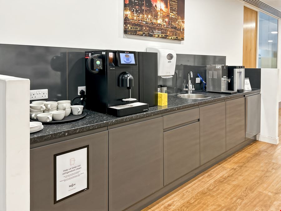 Regus - Mann Island