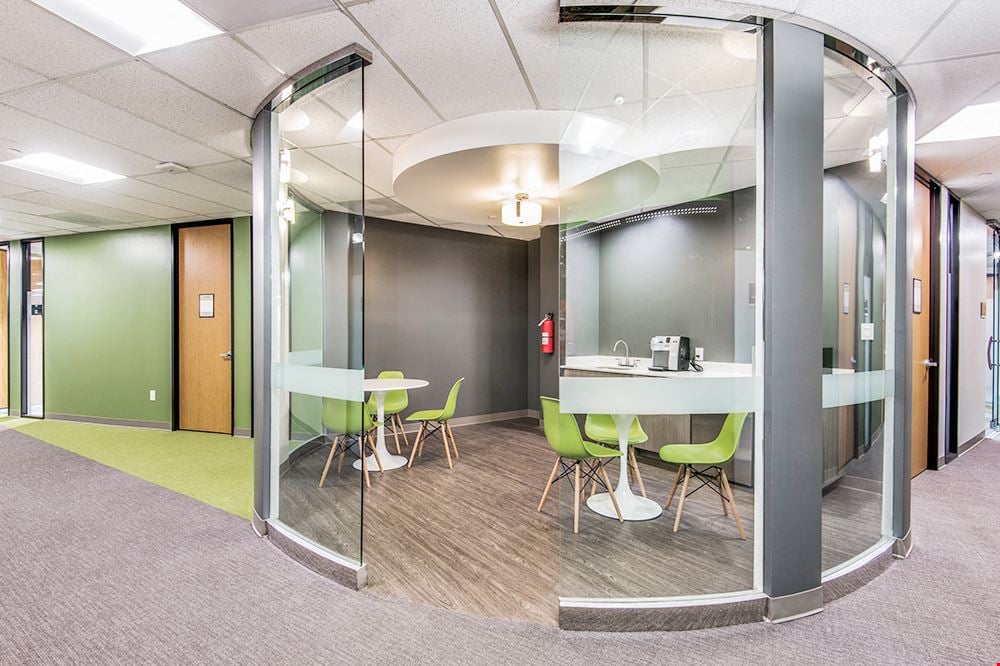 Workstyle Flexible Spaces - 14800 Quorum Drive