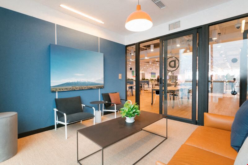 Ruidong Center - No. 199 Xiadong Street