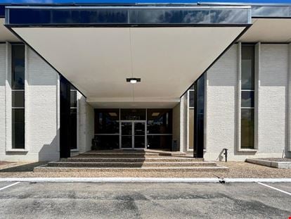 HQ - Buccaneer Ln
