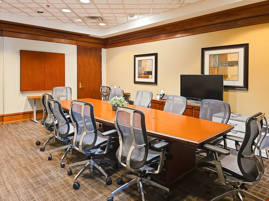 Regus - Knoxville - Cedar Bluff