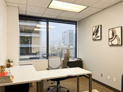 Regus - Portland - Sixth & Main
