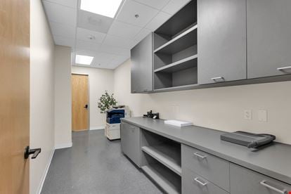 Regus - Las Vegas - 1635 Village Center Circle