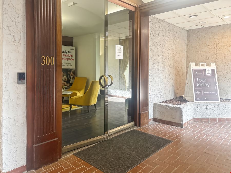 Regus - Chapel Hill - E Frankin St