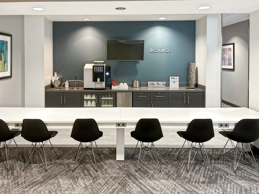 Regus - Naples - Tamiami Trail