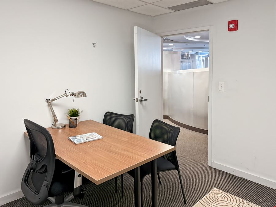 Regus - Miami Beach - Meridian Center