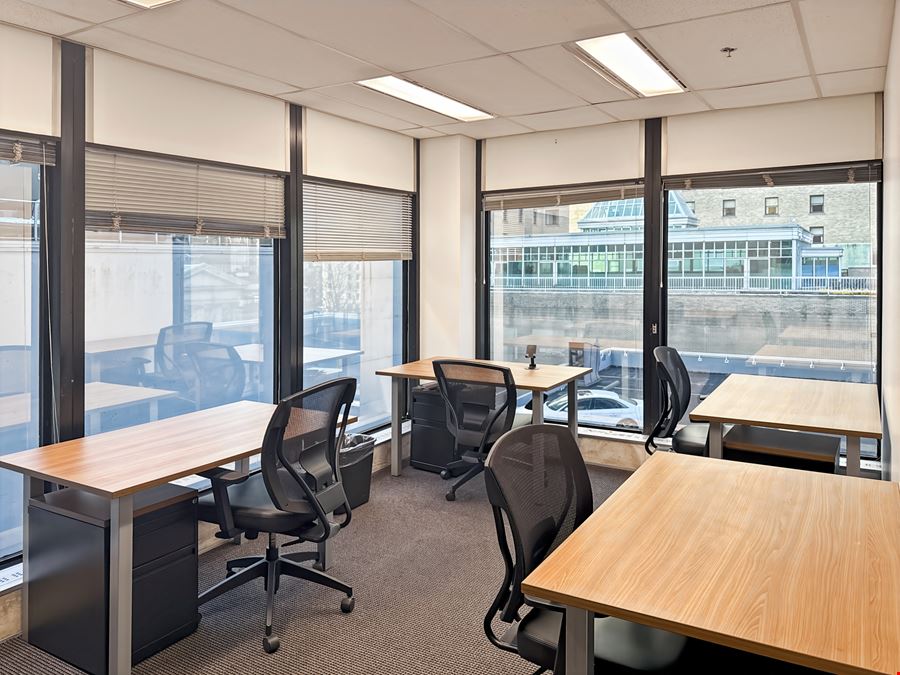 Regus - Vancouver - Robson Square