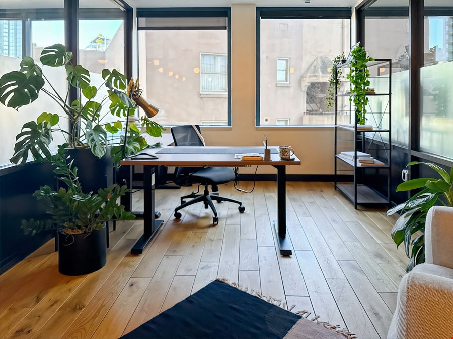 WA, Seattle-  1601 5th Avenue