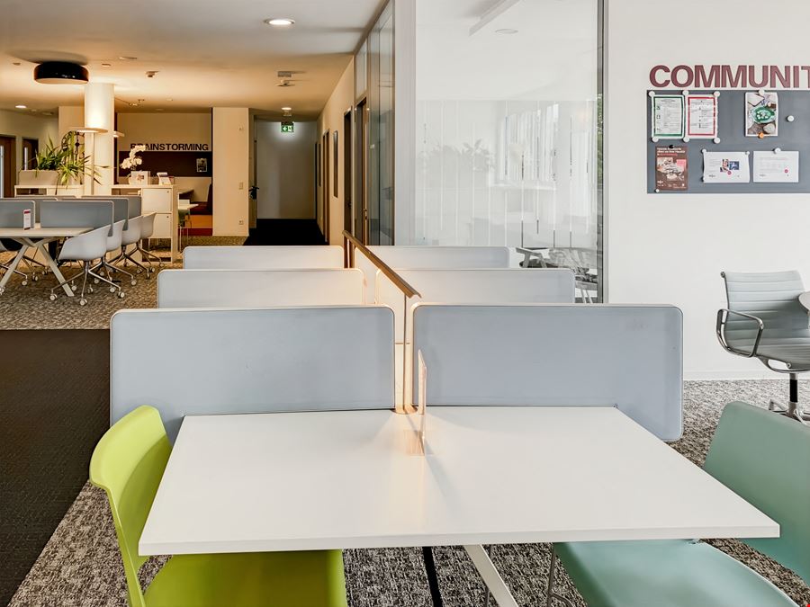 Regus - Business Park