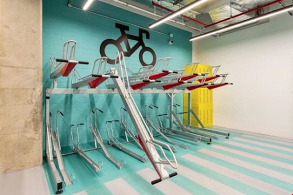 Xdanu - The Freight Building