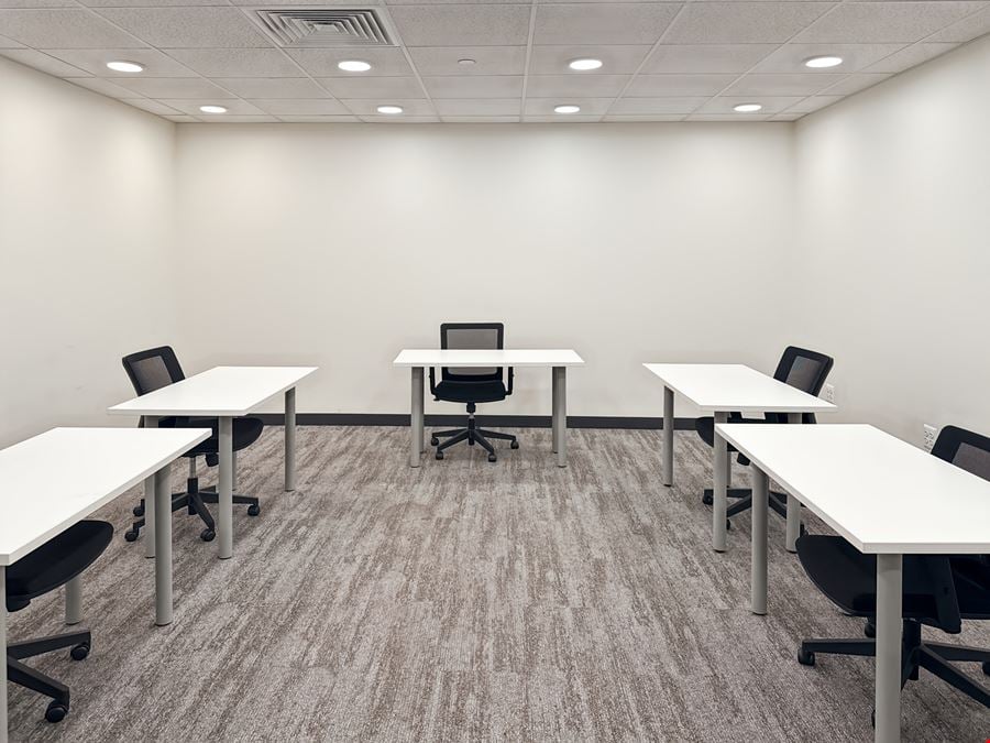 Regus - Wilmington - N Market St