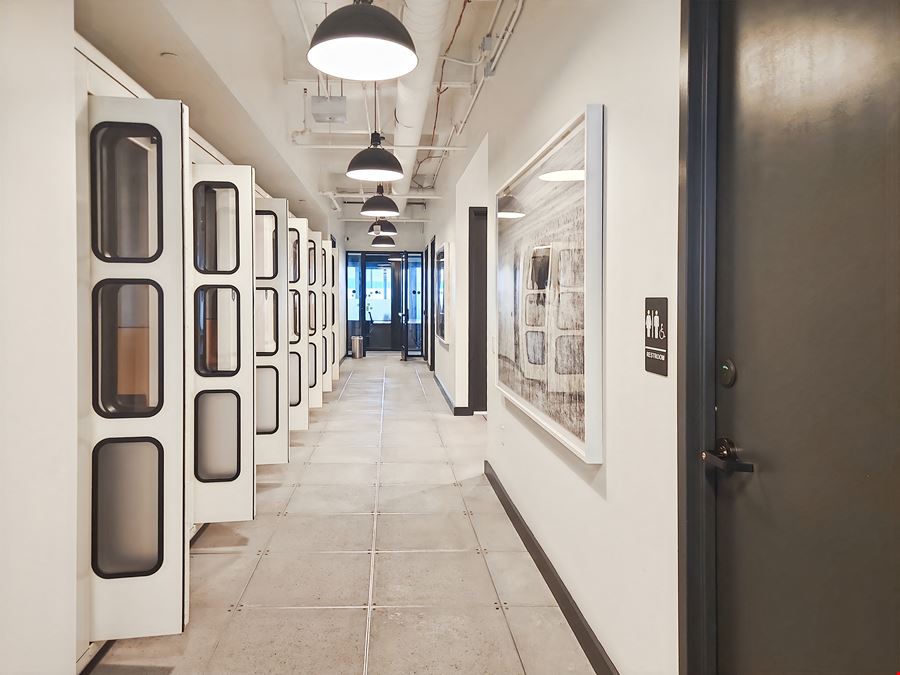 TX, The Woodlands - 1725 Hughes Landing Blvd.