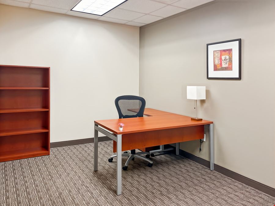 PA, Center Valley - Saucon Valley Plaza