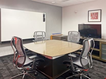 Regus - Knoxville - First Tennessee Plaza