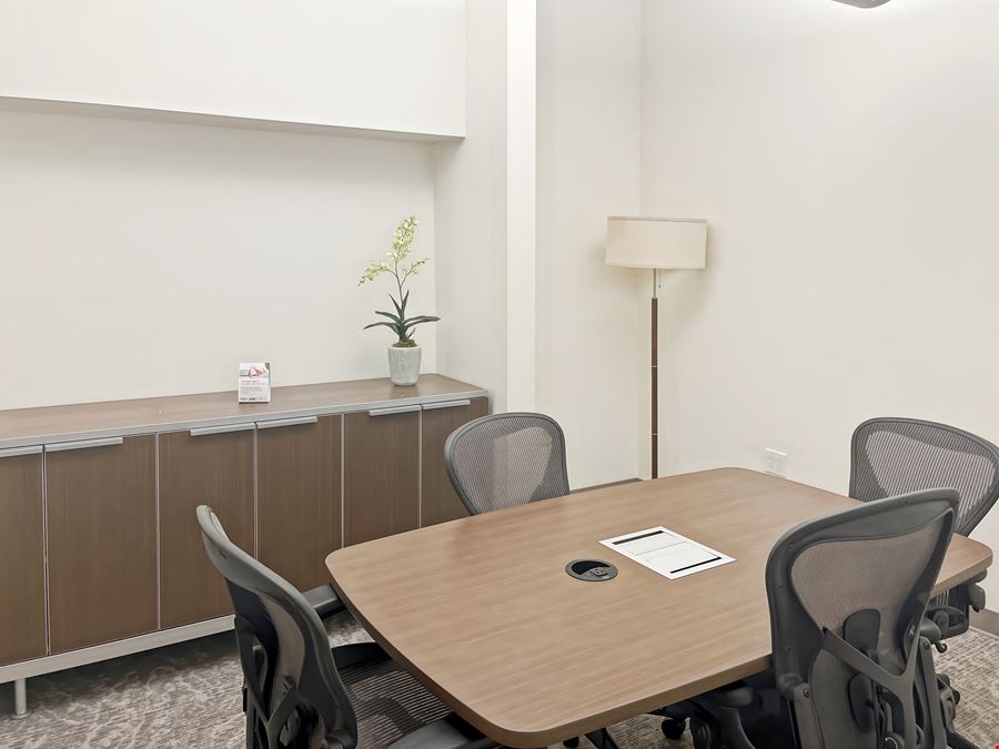 IA, Davenport - Harrison St