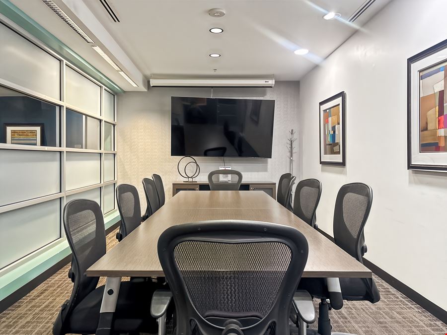 CA, Chula Vista - Gateway Chula Vista