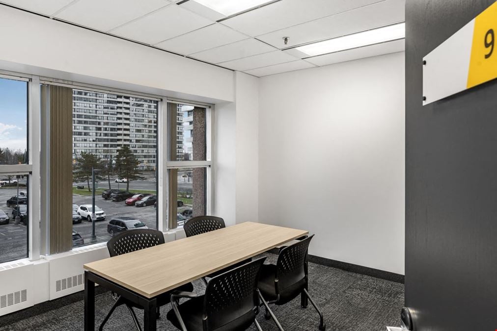 Private Hot Desk - Co-Working Office