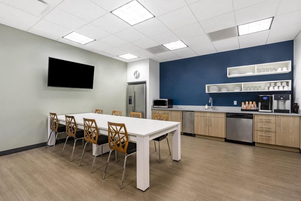 Regus - Beachwood - Chagrin Highlands