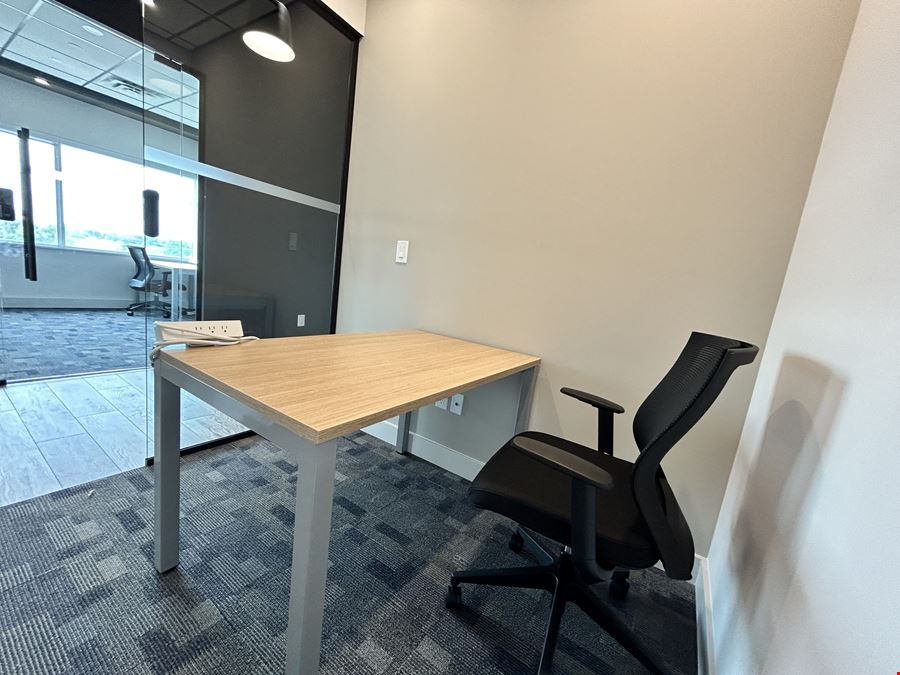 1 Person Office (Internal, No Window)
