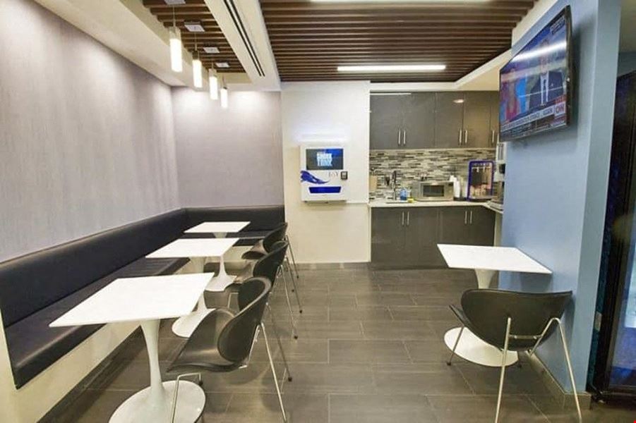 Jay Suites Bryant Park