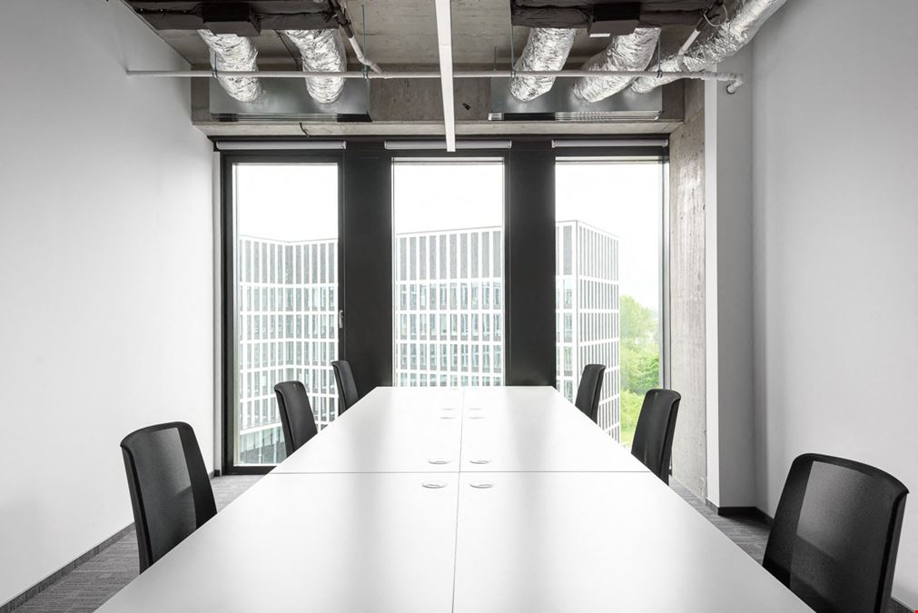 City Space - Face2Face